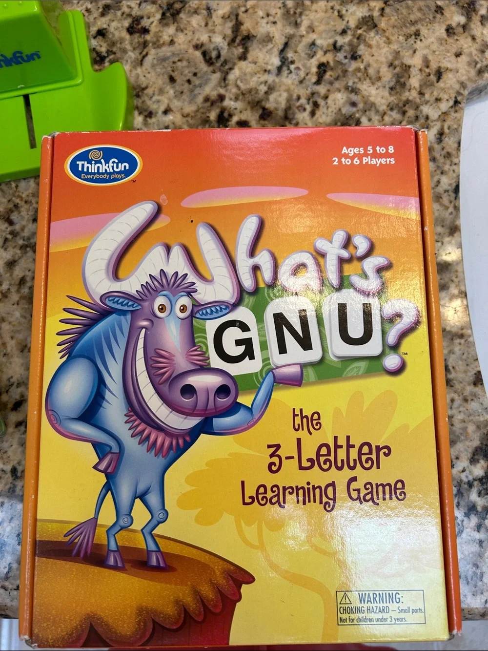 ThinkFun What's Gnu? 3-Letter Learning Game - Green Letter Holder